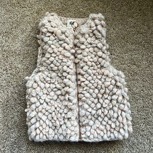 H&M 100% wool knitted looped vest with rose gold zipper and pull